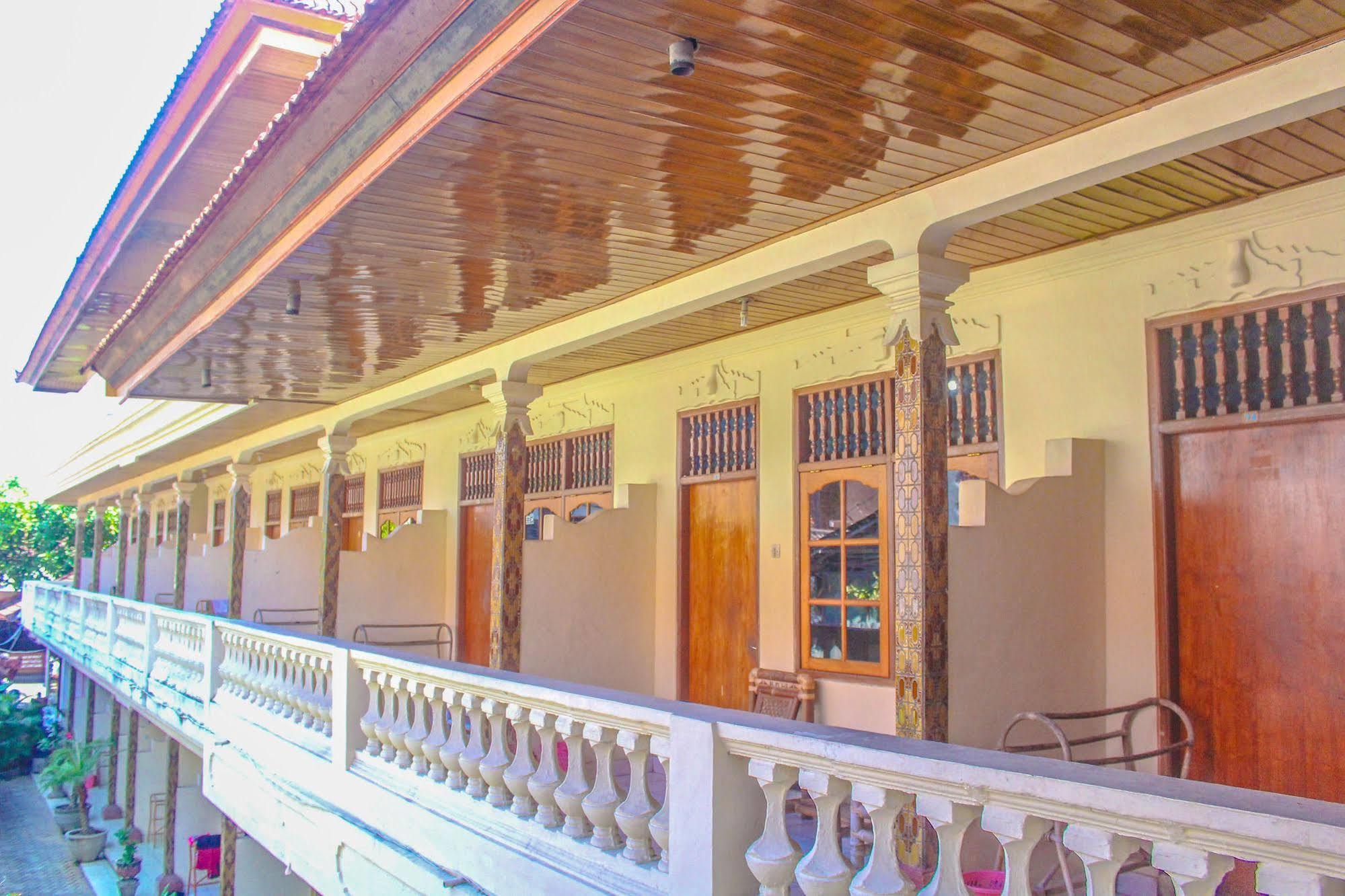 Bali Manik Beach Inn Kuta Lombok Exterior foto